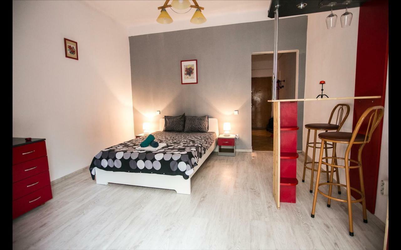 Cismigiu Garden Studio Apartamento Bucarest Exterior foto