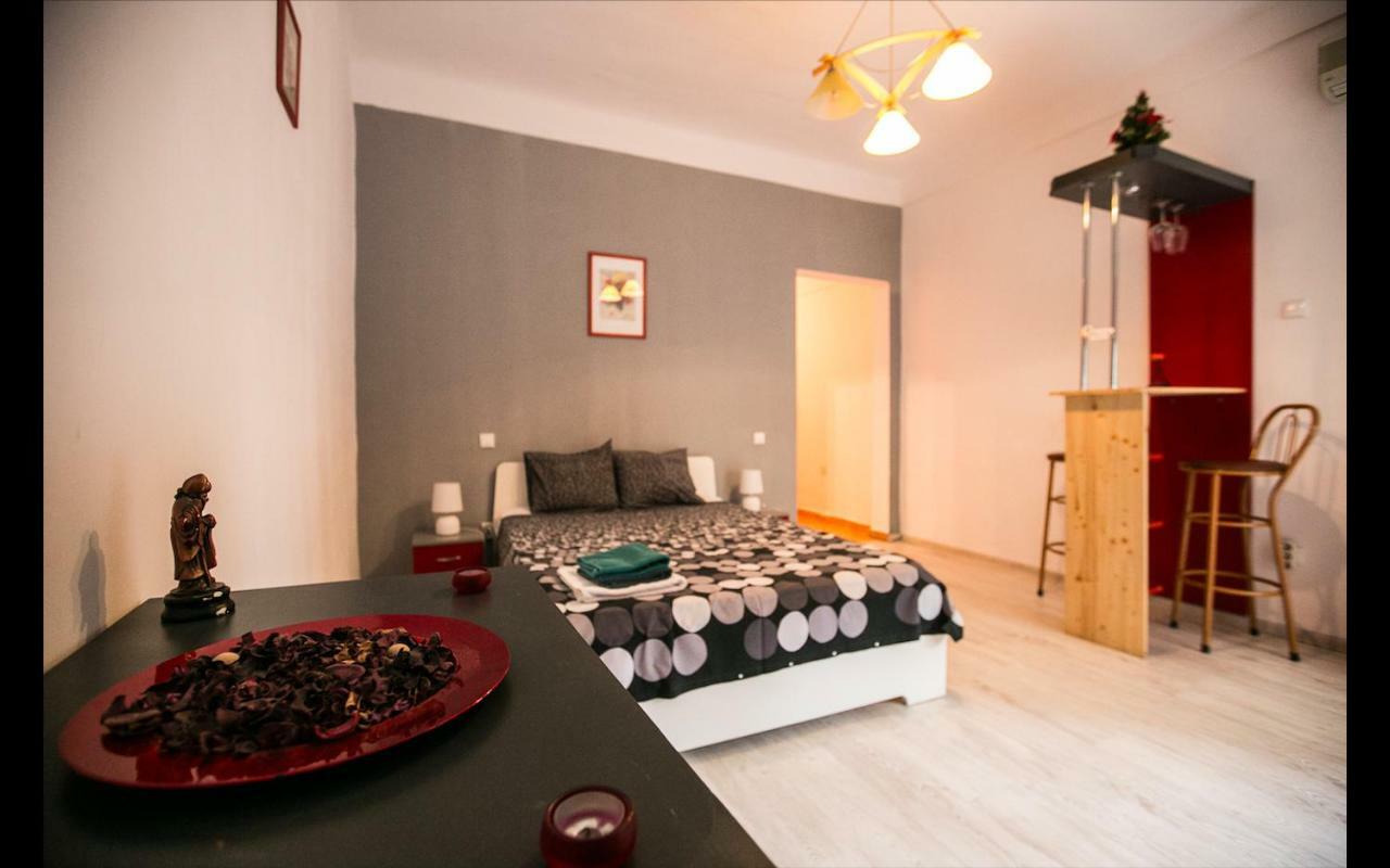 Cismigiu Garden Studio Apartamento Bucarest Exterior foto