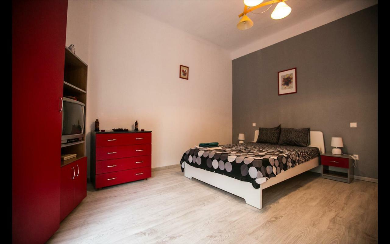 Cismigiu Garden Studio Apartamento Bucarest Exterior foto