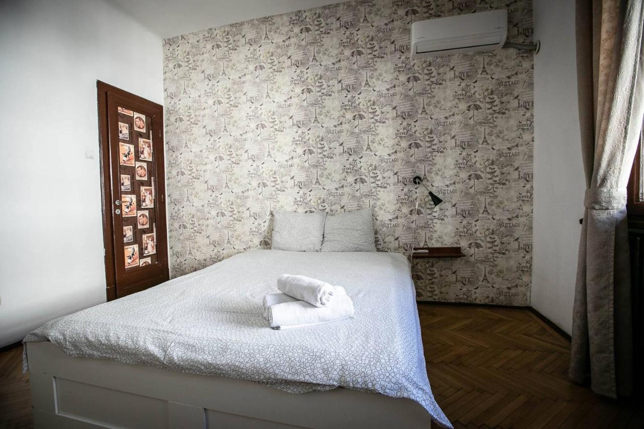 Cismigiu Garden Studio Apartamento Bucarest Exterior foto