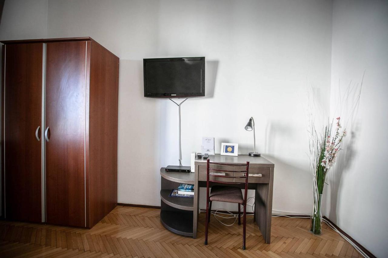 Cismigiu Garden Studio Apartamento Bucarest Exterior foto